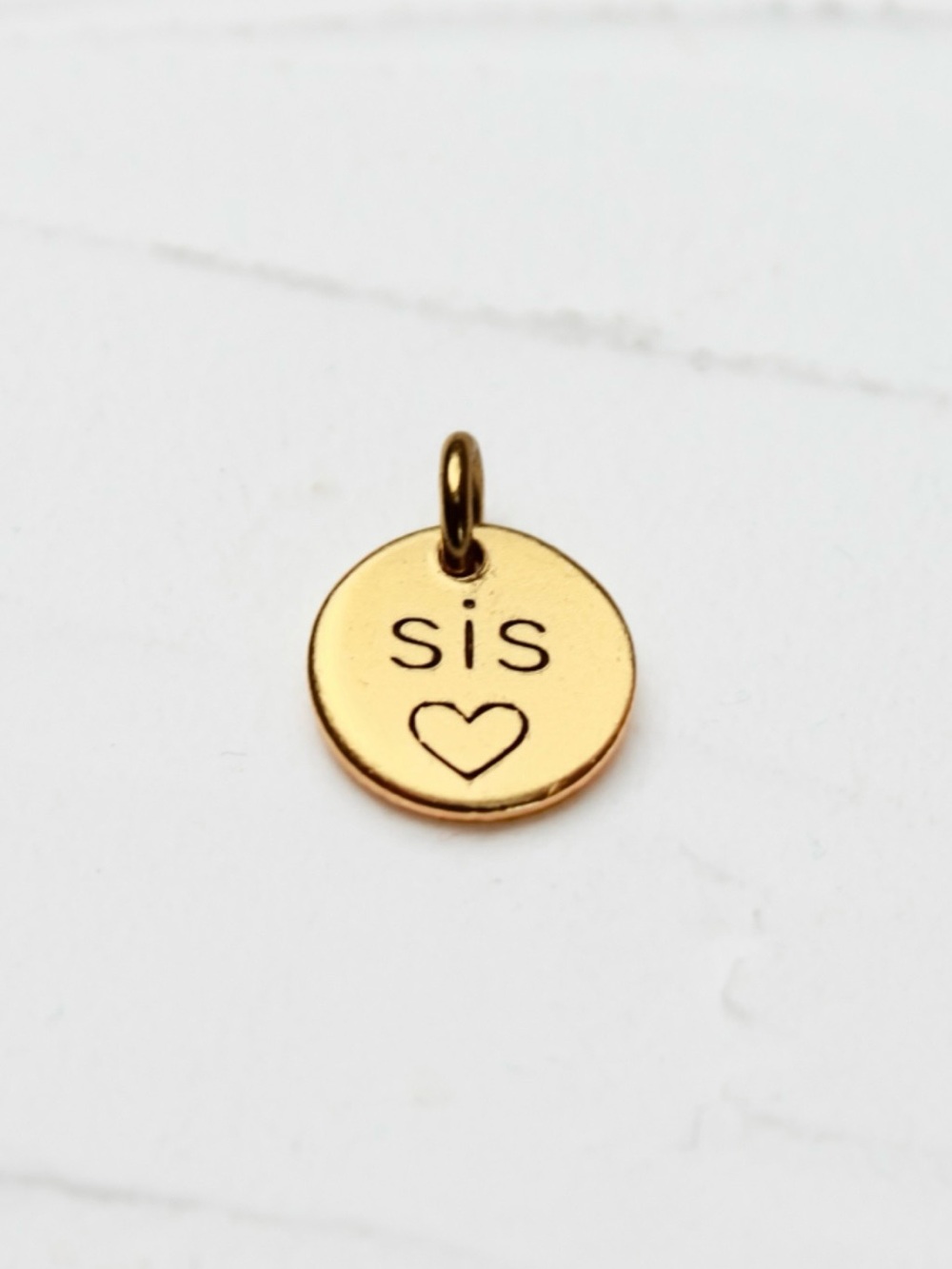 Gold 'Sis' Heart Charm - Women